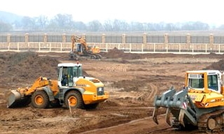 Планировка участка бульдозером в Саратове от 915 руб. Цены за м2 - 2Землекопа-Срт